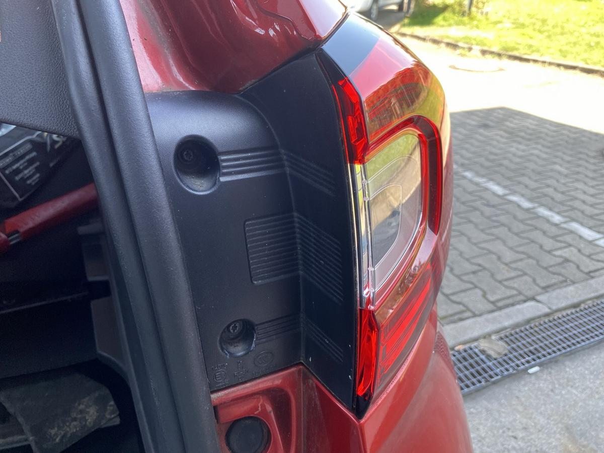 Renault Captur 1 original R&uuml;cklicht R&uuml;ckleuchte Schlussleuchte au&szlig;en rechts Bj.2017